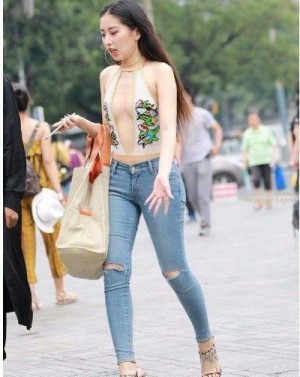 分享给大家看下我喜欢的身材