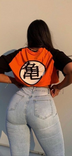 漂亮的牛仔裤美女